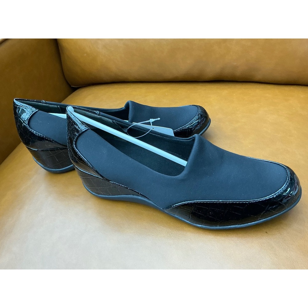 East 5th Elander Wedge Pumps Womens 10 Black New Croc Embossed Patent Trim